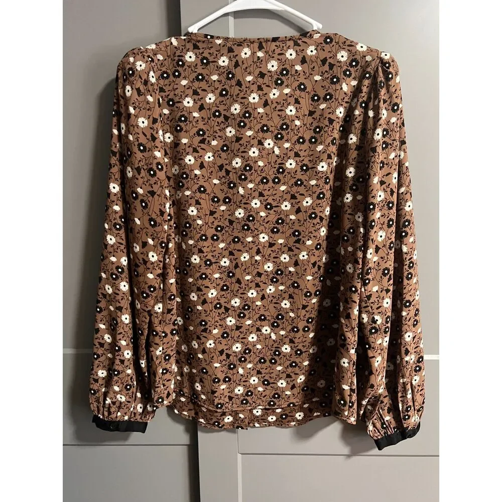NWOT ASTR The Label Lula Collar Top Puff Long Sleeve Floral Print Blouse Medium